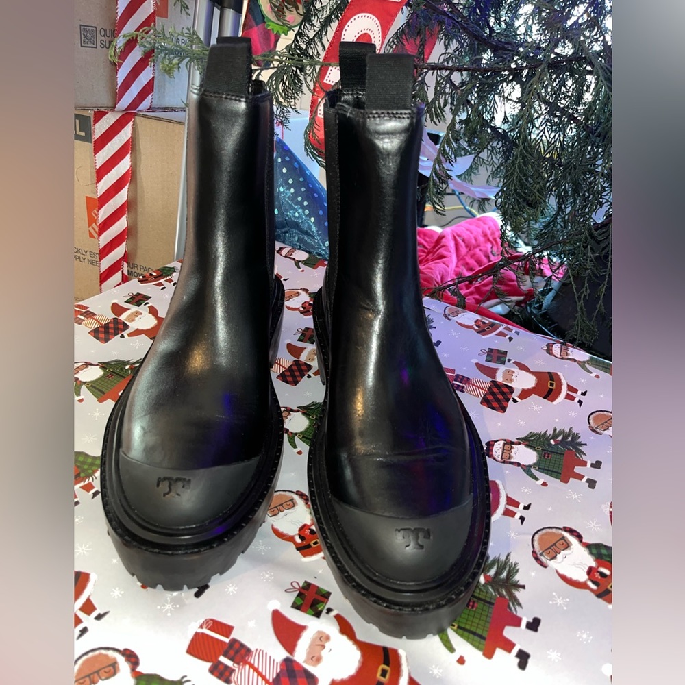 Tory Burch Chelsea Lug Sole Boots